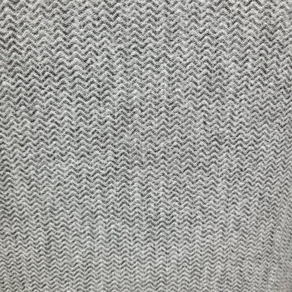 Senita Athletics Gray Quarter Zip Pullover Women’s Size Small Running Top - Picture 7 of 10